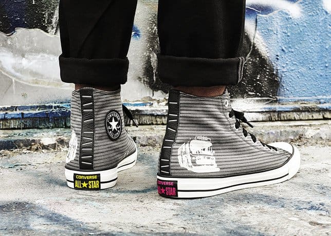 Converse_Chuck_Taylor_All_Star_Sex_Pistols _-_ Bus_In_Street_large