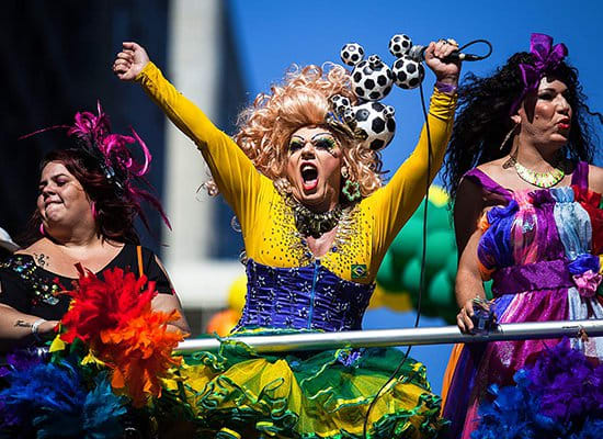 Foto via LonelyPlanet I 2013 besluttede Brasiliens jurisdiktion at legalisere fagforeninger af samme køn. Inden da tillod kun 27 jurisdiktioner det.