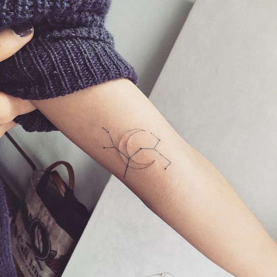 Jousimies -tatuointi - 101 tärkeintä ja mahtavinta tatuointia merkkillesi