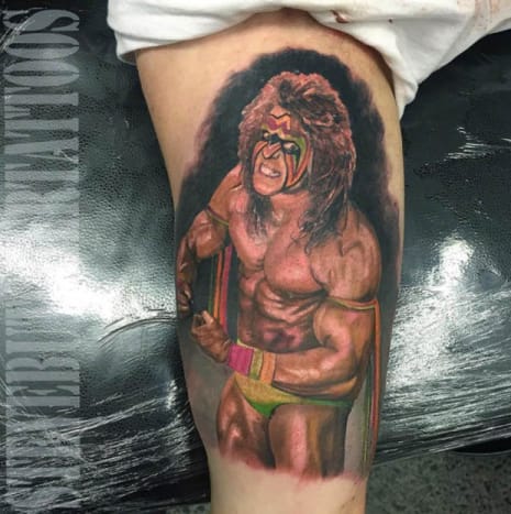 Ο Butcher μπόρεσε να συλλάβει την άγρια ​​αγριότητα του Ultimate Warrior σε αυτό το τατουάζ.