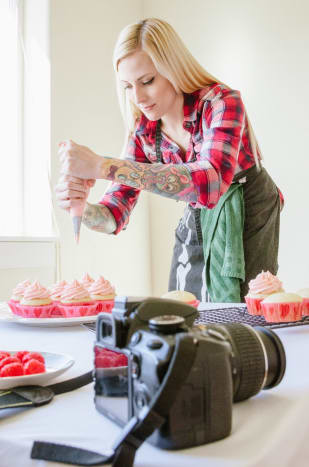 Φωτογραφία μέσω lindseyrickertΑυτά τα cupcakes μοιάζουν να βγαίνουν τέλεια!