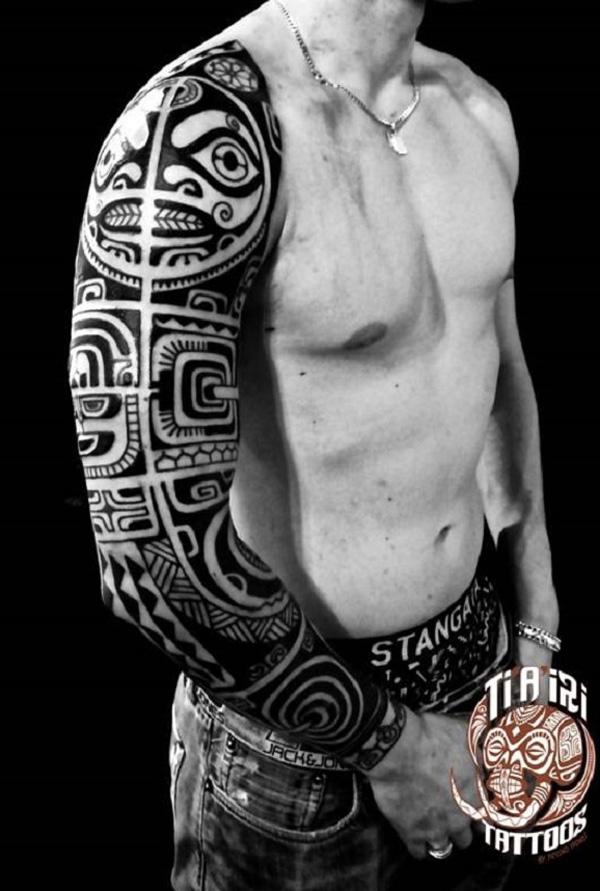 Polynesian käsivarren tatuointisuunnittelu
