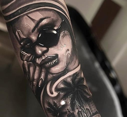 @iversontattooΟ Κολομβιανός καλλιτέχνης τατουάζ, ο Sebastian Barrero έχει ένα μοναδικό στυλ μαύρης και γκρίζας εργασίας.