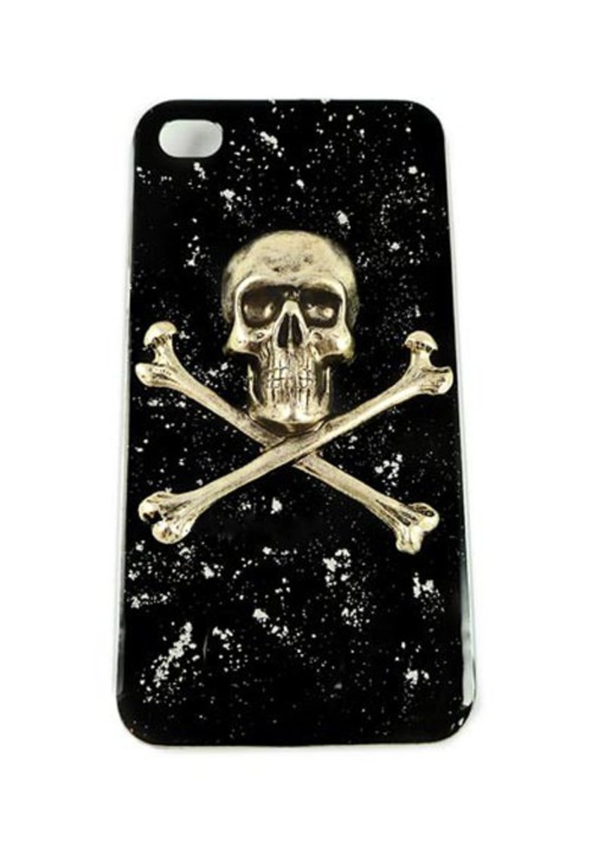 12-Skull-and-Crossbones-iPhone-Case-by-Edwardian-Renaissance