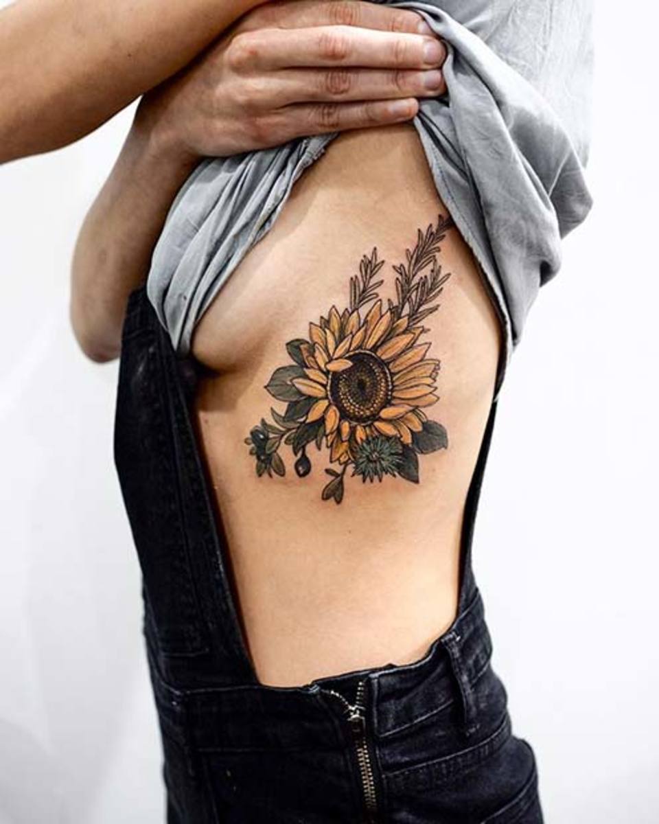 Pretty-Sunflower-Rib-Tattoo